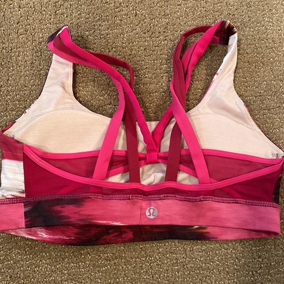 Lululemon sports bra - Picture 2 of 2
